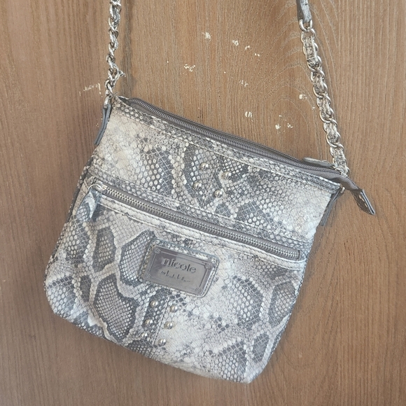 Nicole Lee Gray Snake Print Crossbody Bag - Picture 2 of 4